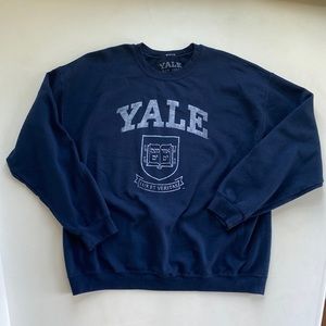yale pullover size xlarge
